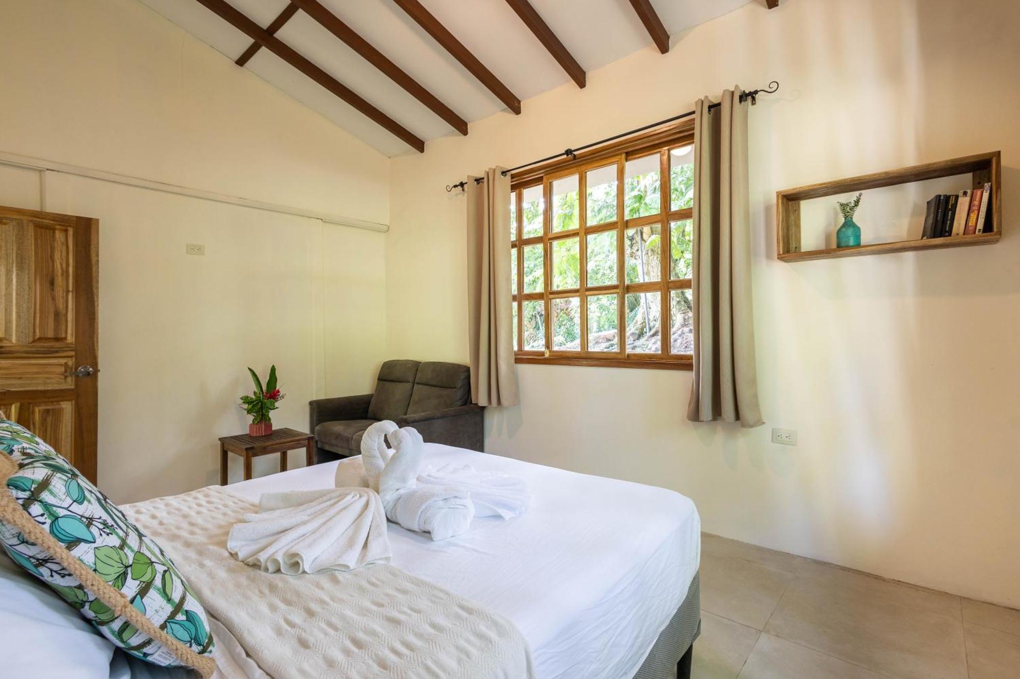 Villa Pina Dorada Dependencia Del Hotel Casa Merlin Puerto Viejo de Talamanca المظهر الخارجي الصورة