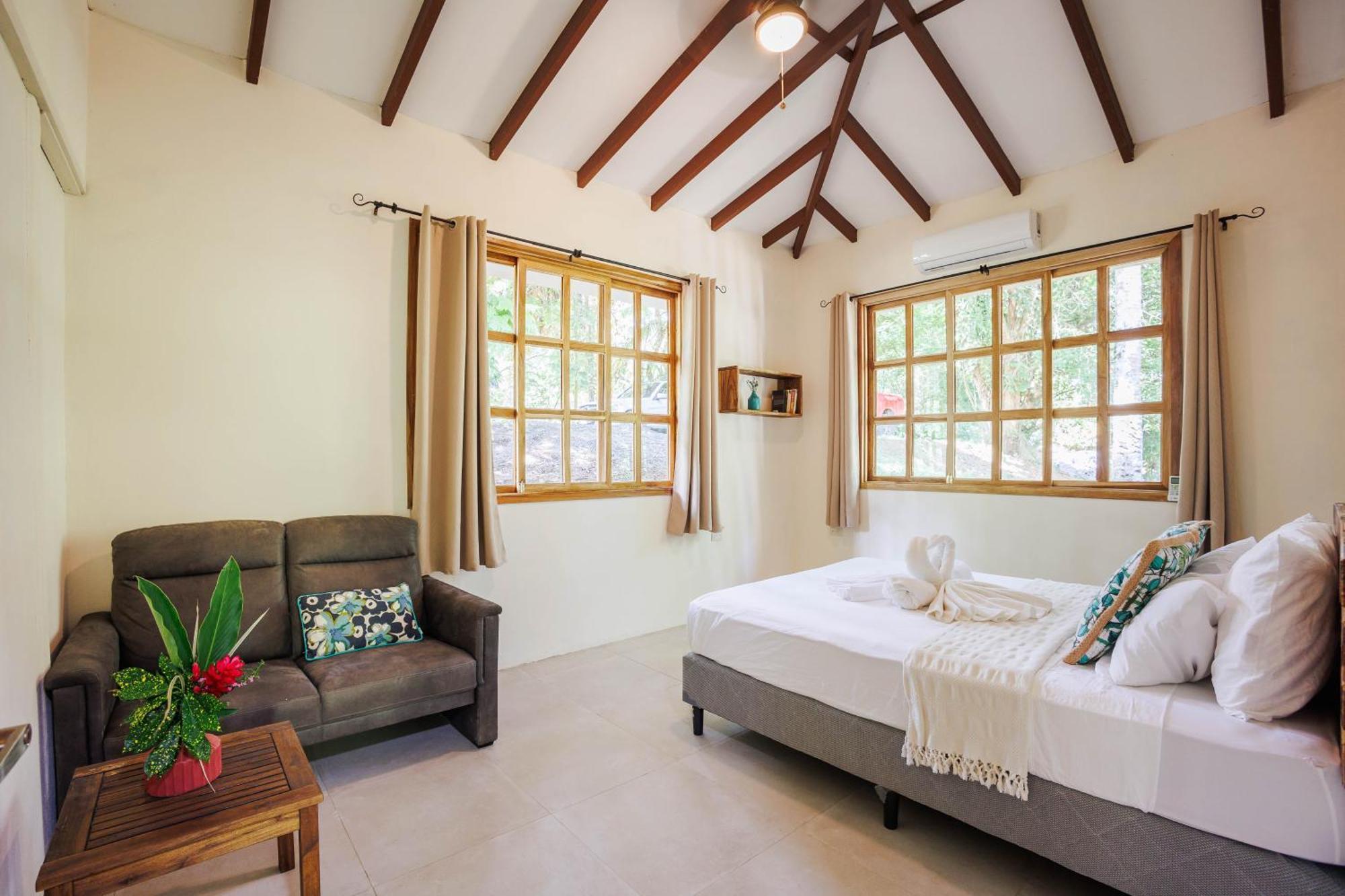 Villa Pina Dorada Dependencia Del Hotel Casa Merlin Puerto Viejo de Talamanca المظهر الخارجي الصورة