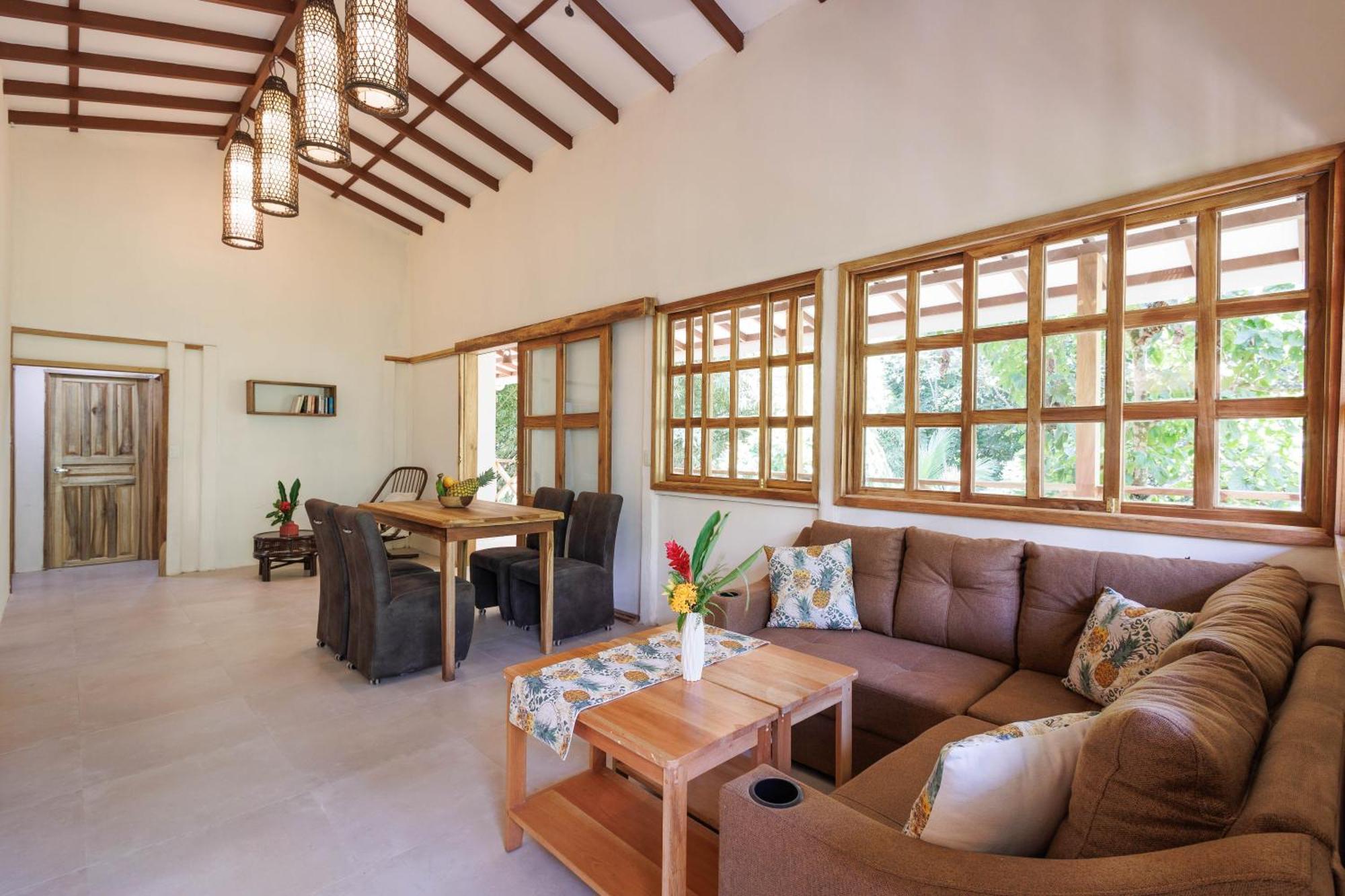 Villa Pina Dorada Dependencia Del Hotel Casa Merlin Puerto Viejo de Talamanca المظهر الخارجي الصورة