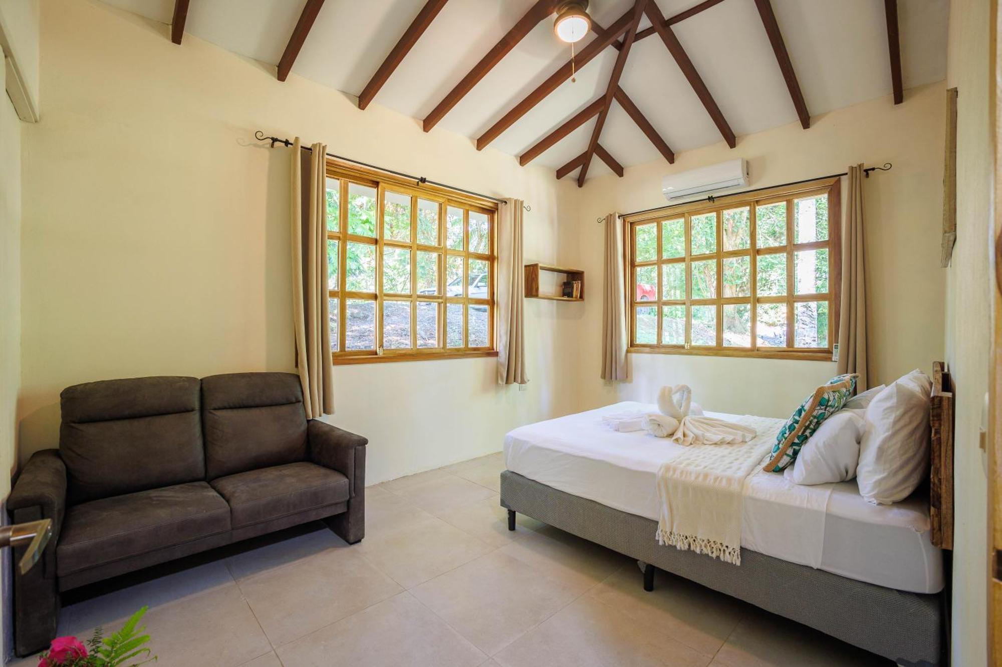 Villa Pina Dorada Dependencia Del Hotel Casa Merlin Puerto Viejo de Talamanca المظهر الخارجي الصورة