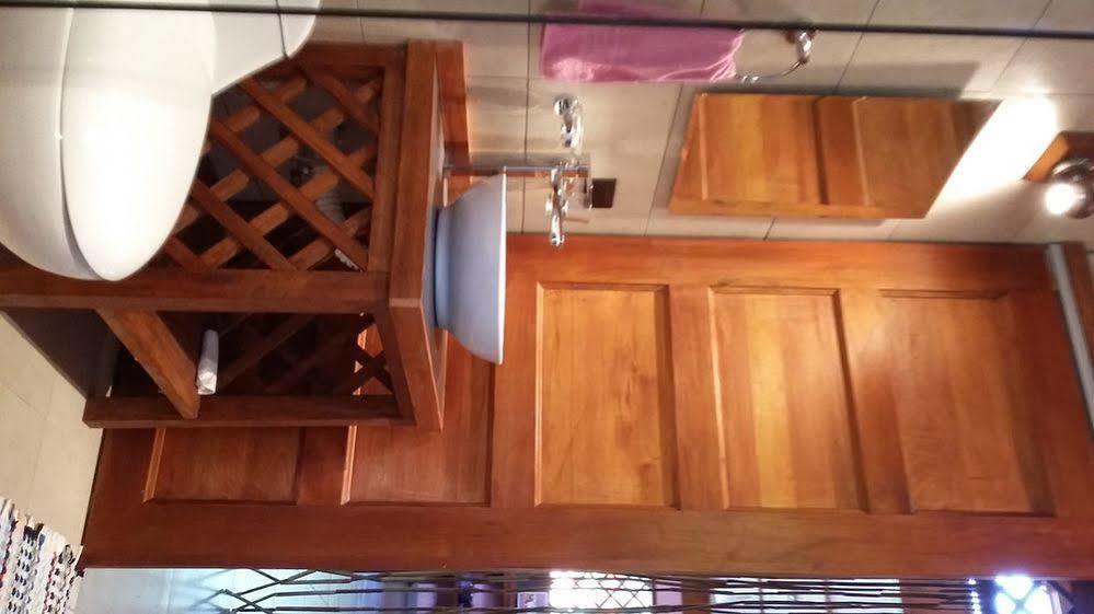 Villa Pina Dorada Dependencia Del Hotel Casa Merlin Puerto Viejo de Talamanca المظهر الخارجي الصورة